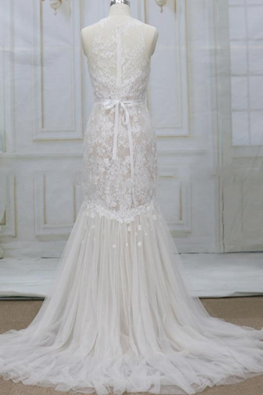 Amazing Appliques Tulle Mermaid Wedding Dress
