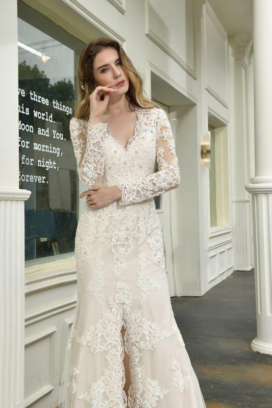 Bridelily Exquisite V-Neck Long Sleeve Mermaid Wedding Dress