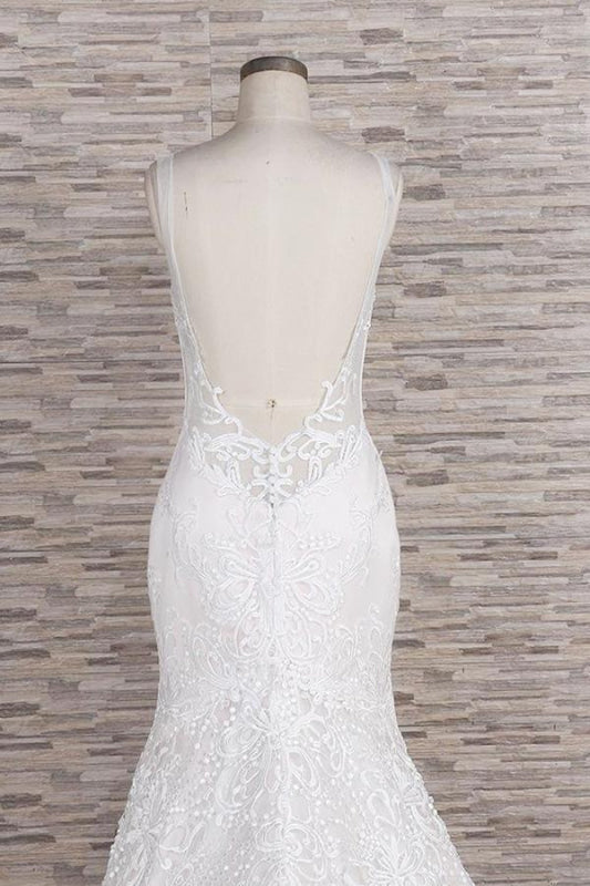 Chic Spaghetti Strap Appliques Mermaid Wedding Dress