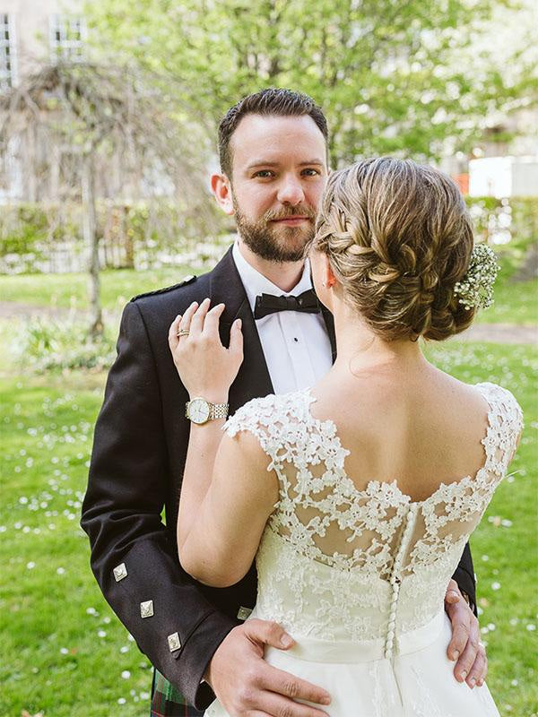 Elegant Lace Covered Button Short Wedding Dresses