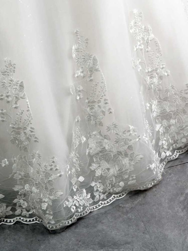 Gorgeous Off-The-Shoulder Lace Ball Gown Wedding Dresses
