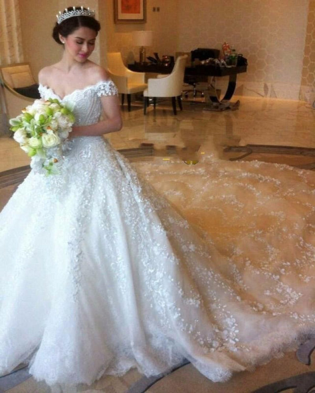 Gorgeous Off the Shoulder Puffy Princess Lace Wedding Dress