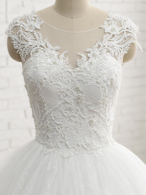 Sleeveless Lace-Up Tulle Ball Gown Wedding Dresses
