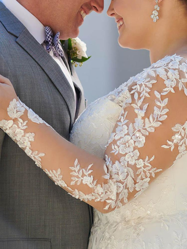 V Neck Appliques Lace Long Sleeve A Line Wedding Dresses