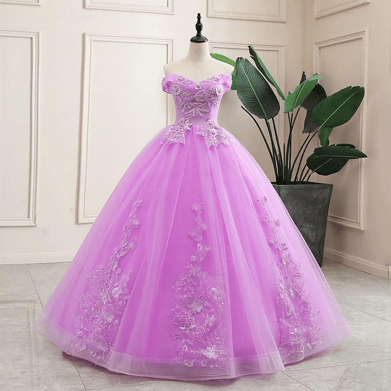 Lilac Off the Shoulder Quinceanera Dress Ball Gown With Appliqued