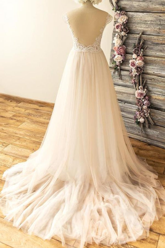 Amazing Lace Tulle A-line Court Train Wedding Dress