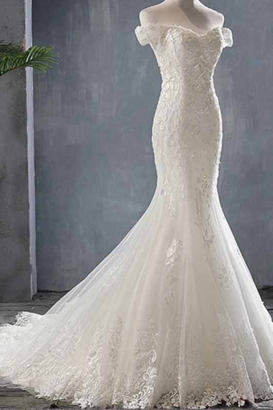 Off-the- Shoulder Lace-up Mermaid Wedding Dress with Appliques