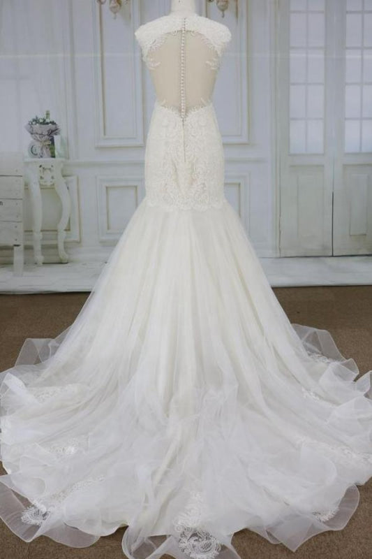 Awesome Appliques Tulle Mermaid Wedding Dress