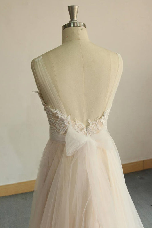 Awesome Illusion Lace Tulle A-line Wedding Dress