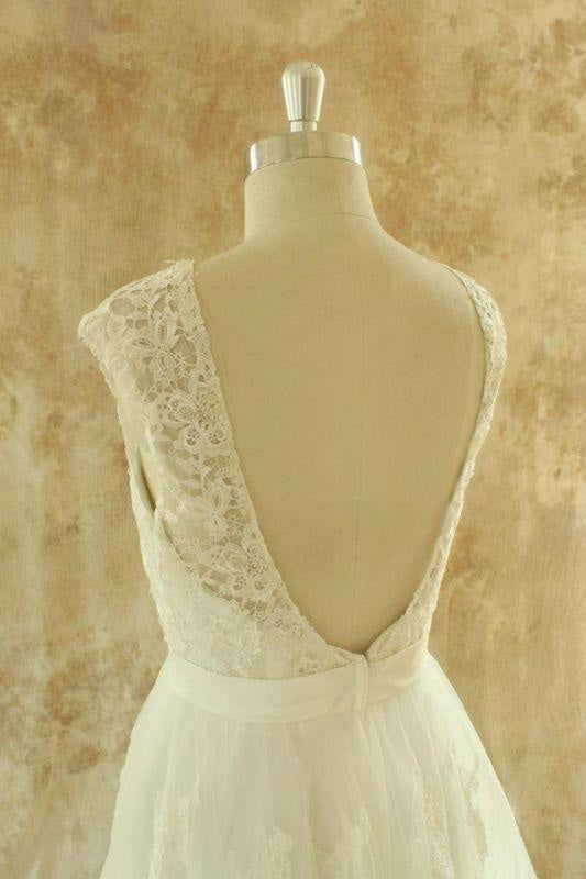 Bridelily Awesome Illusion Lace Tulle A-line Wedding Dress