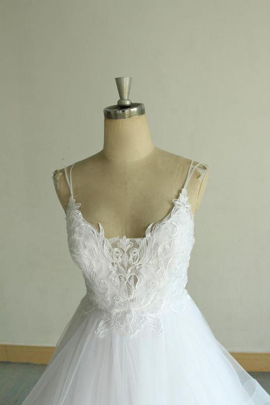 Bridelily Chic Strap Spaghetti Appliques Tulle Wedding Dress