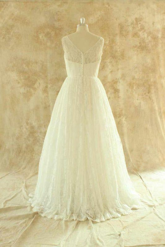 Bridelily Craceful Lace A-Line Floor Length Wedding Dress