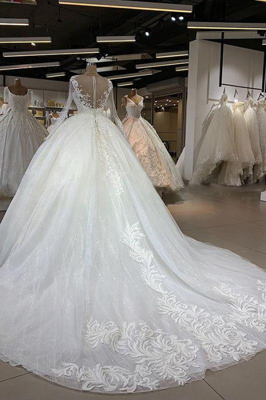 Bridelily Elegant Long Sleeve Ball Gown Tulle Wedding Dress