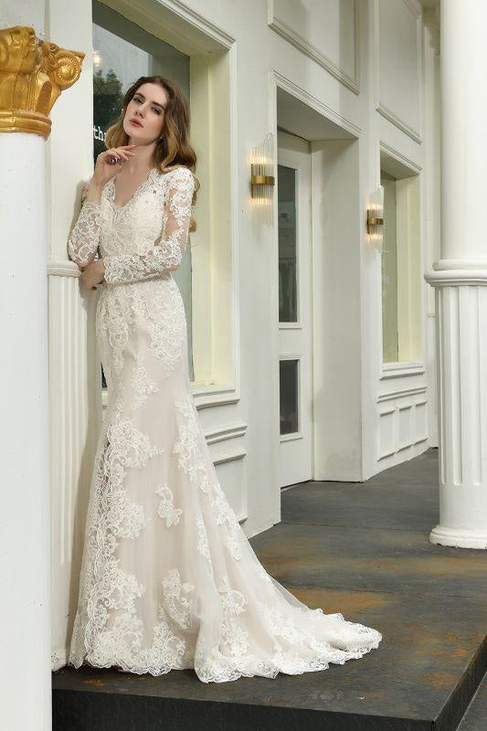 Bridelily Exquisite V-Neck Long Sleeve Mermaid Wedding Dress