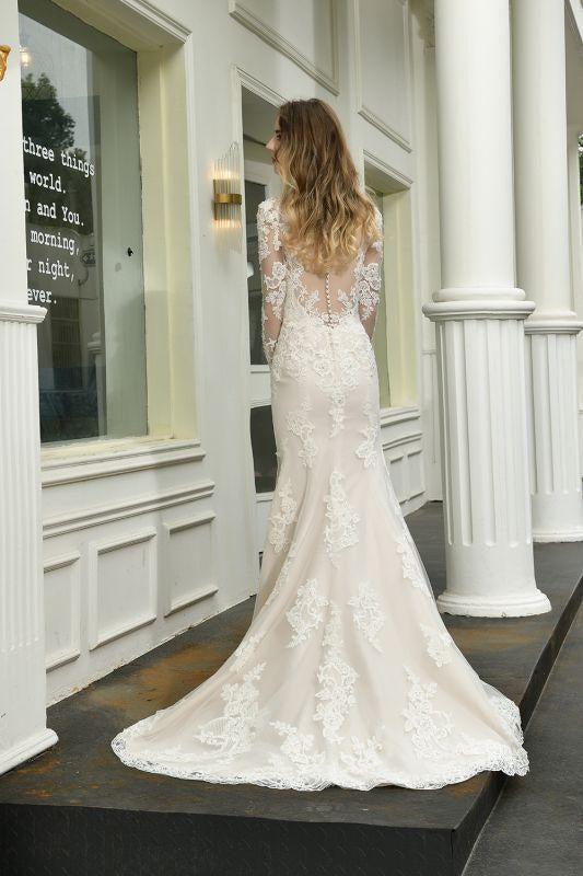 Bridelily Exquisite V-Neck Long Sleeve Mermaid Wedding Dress