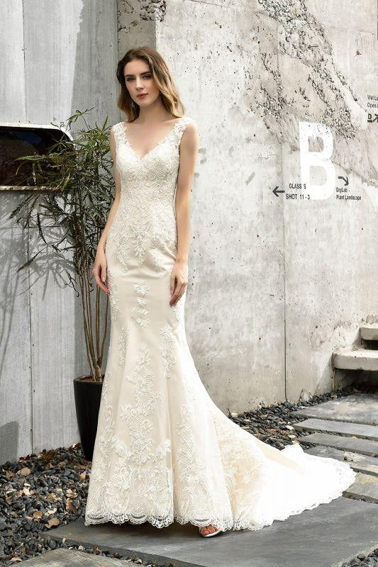 Bridelily Glamorous Mermaid Satin Lace Open Back Wedding Dress