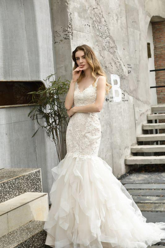 Bridelily Gorgeous Appliques Mermaid Organza Wedding Dress