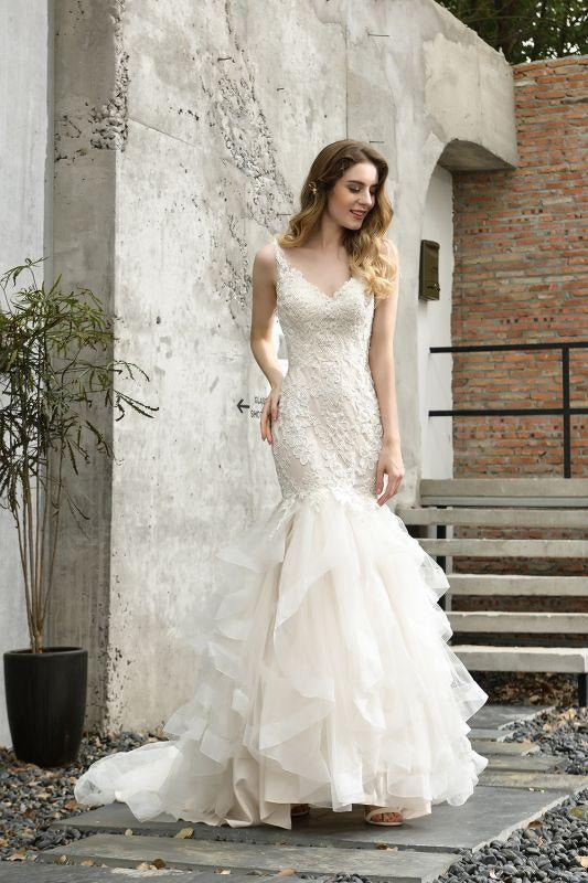Bridelily Gorgeous Appliques Mermaid Organza Wedding Dress