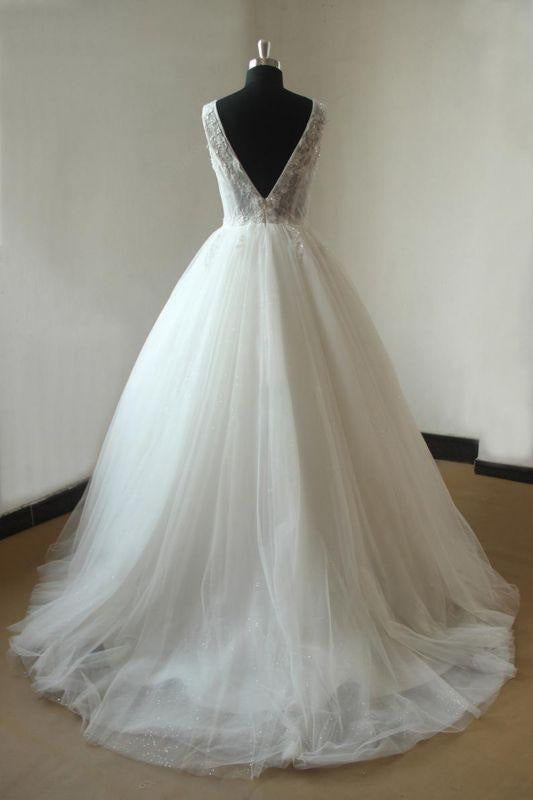 Bridelily Graceful Appliques Tulle A-line Wedding Dress