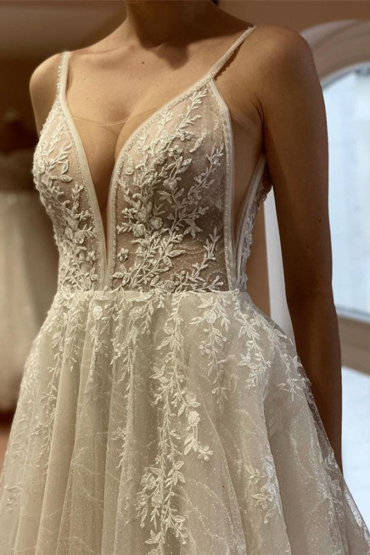 Charming Floor Length Spaghetti Straps Sleeveless A Line Lace Tulle Wedding Dress with Applique