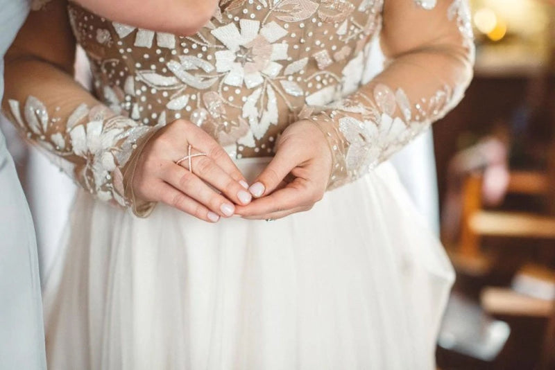 Charming Beading Gorgeous Long Sleeves Unique Tulle Wedding Dress