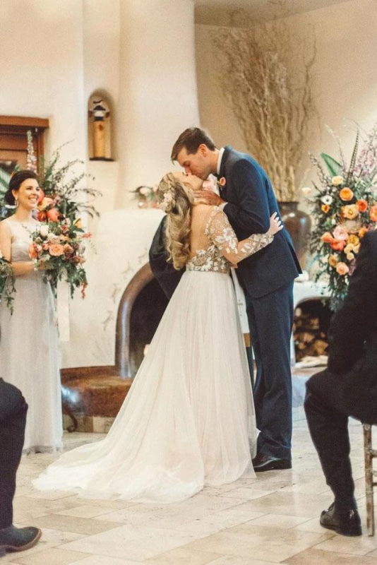 Charming Beading Gorgeous Long Sleeves Unique Tulle Wedding Dress