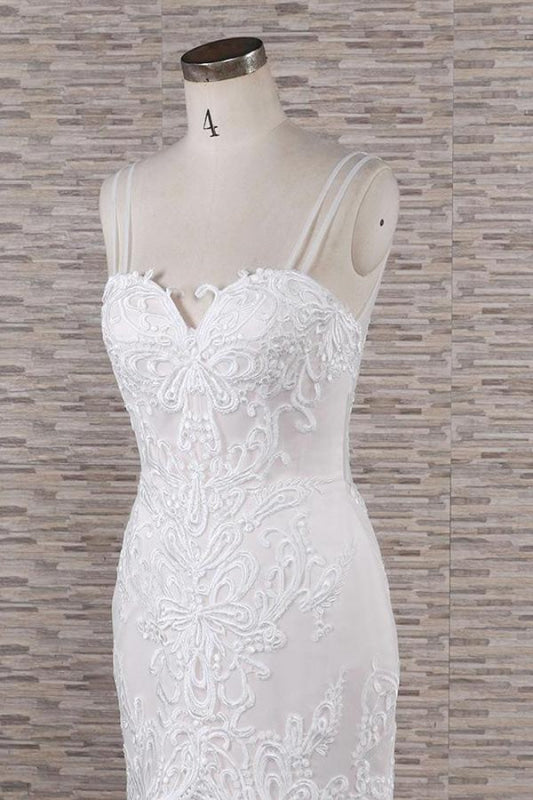 Chic Spaghetti Strap Appliques Mermaid Wedding Dress