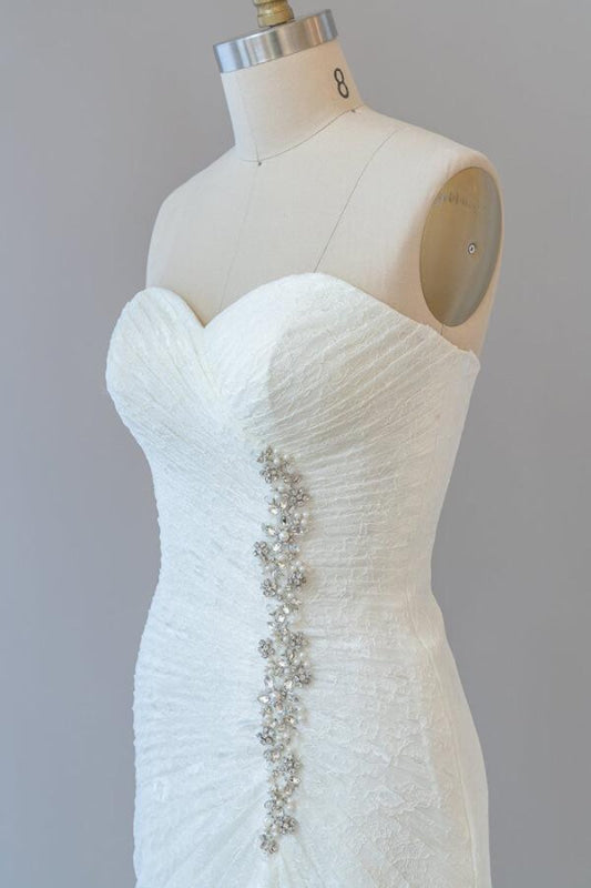 Chic Strapless Ruffle Lace Sheath Wedding Dress
