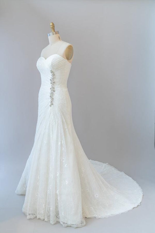 Chic Strapless Ruffle Lace Sheath Wedding Dress