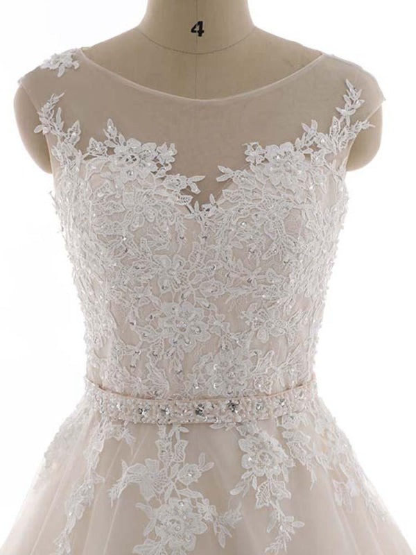 Elegant Bateau Lace Appliques Ribbon Wedding Dresses