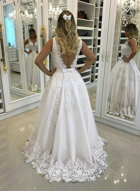 Elegant Ivory Lace Appliques Wedding Dresses