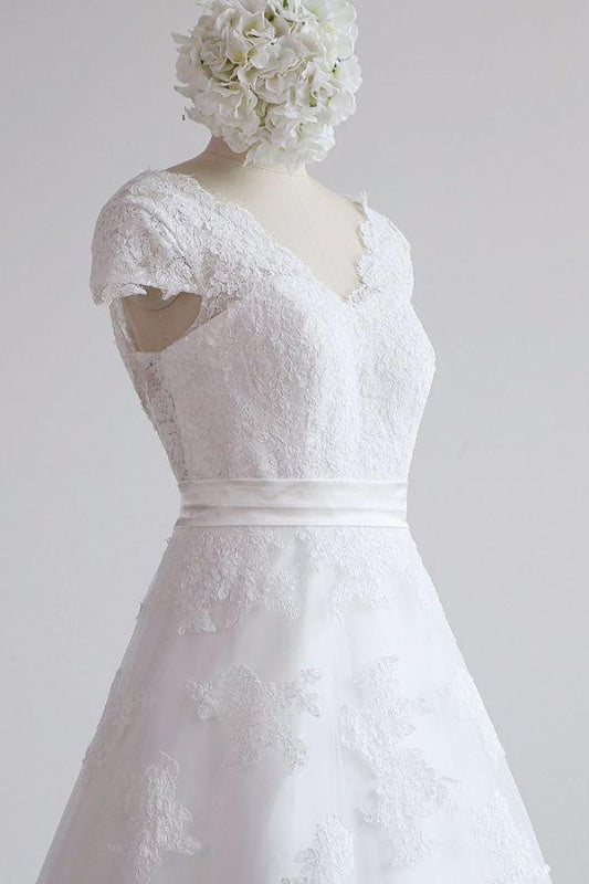 Elegant Lace Cap Sleeve Tulle A-line Wedding Dress