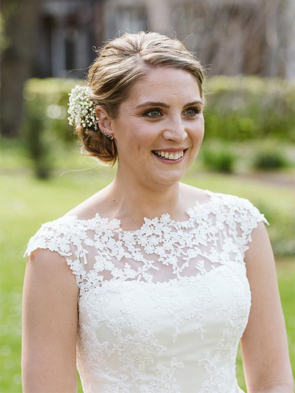 Elegant Lace Covered Button Short Wedding Dresses