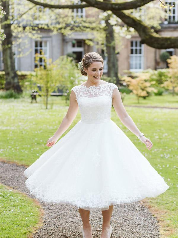 Elegant Lace Covered Button Short Wedding Dresses