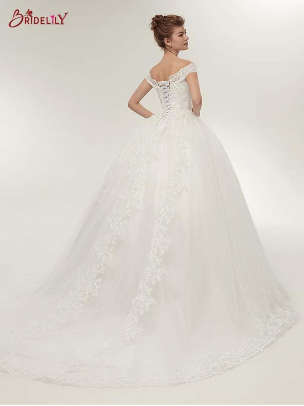 Elegant Lace-up Appliques Ball Gown Wedding Dresses