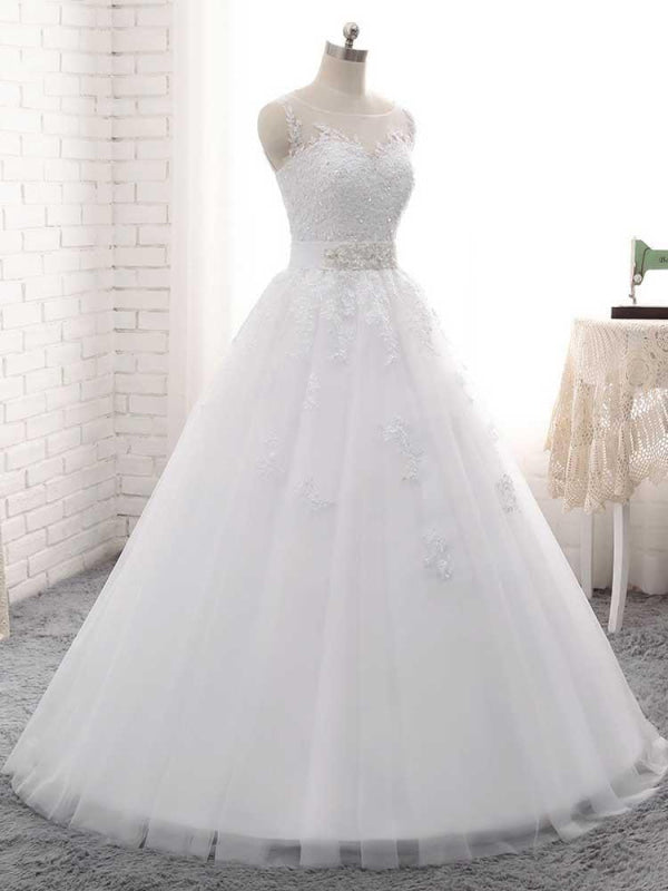 Elegant Lace-Up Ball Gown Wedding Dresses