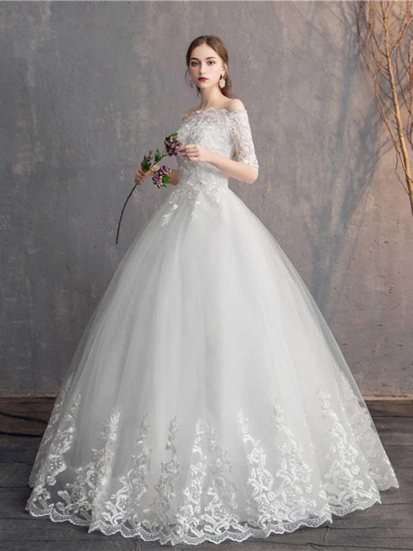 Elegant Lace-Up Tulle Ball Gown Wedding Dresses