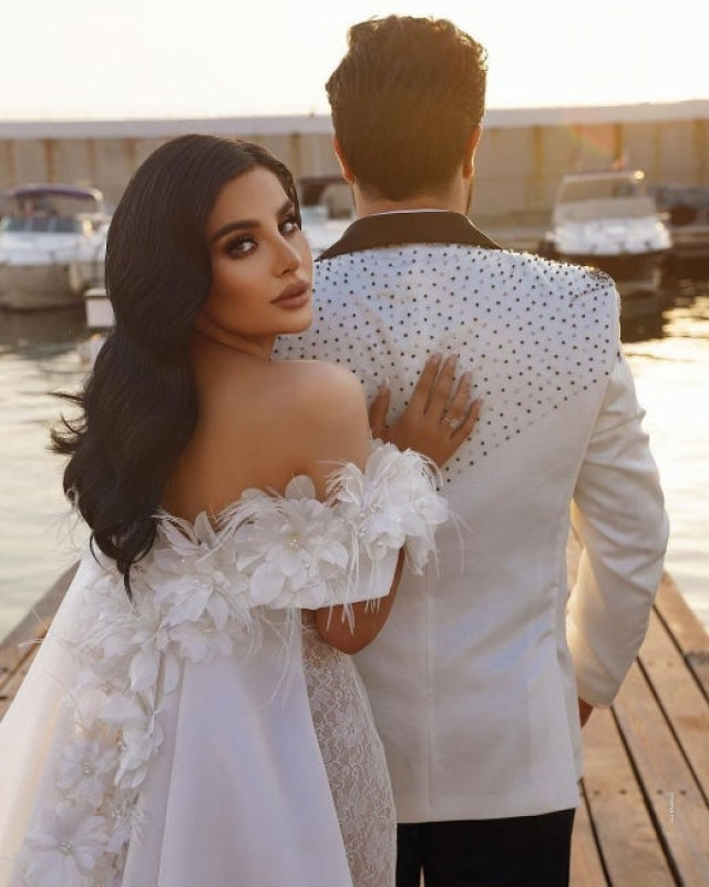 Elegant Off-the-shoulder Mermaid Bridal Gown Wedding Dresses with Lace