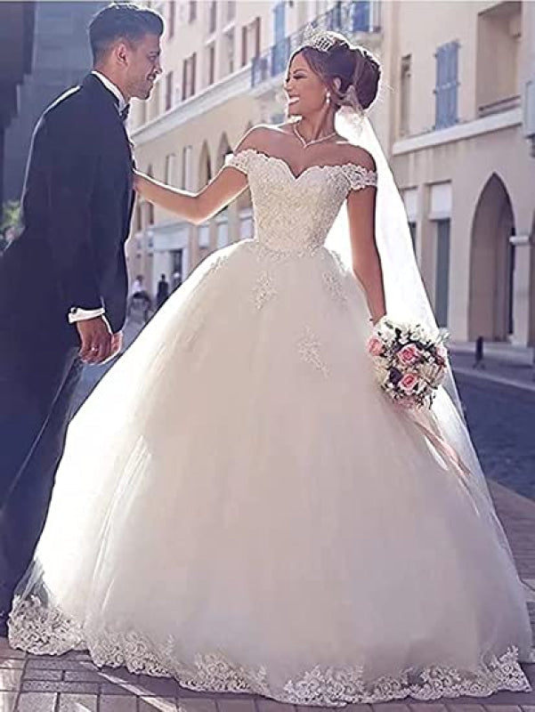 Elegant Portrait Sleeveless Ball Gown Wedding Dresses Tulle
