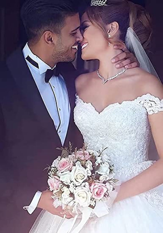 Elegant Portrait Sleeveless Ball Gown Wedding Dresses Tulle
