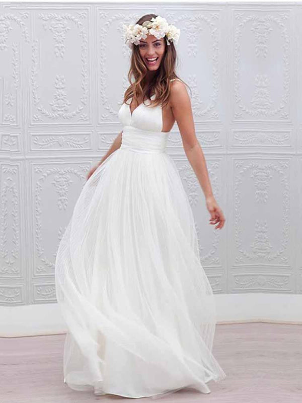 Elegant Spaghetti Straps V-Neck Tulle Wedding Dresses