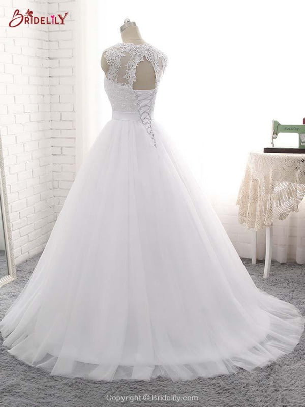Elegant V-Neck Ball Gown Tulle Wedding Dresses
