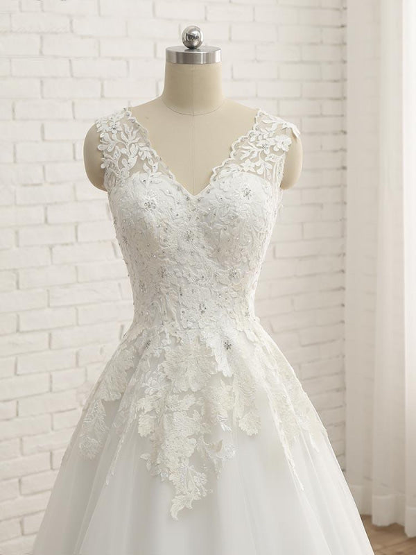 Elegant V-Neck Lace Ball Gown Wedding Dresses Aline
