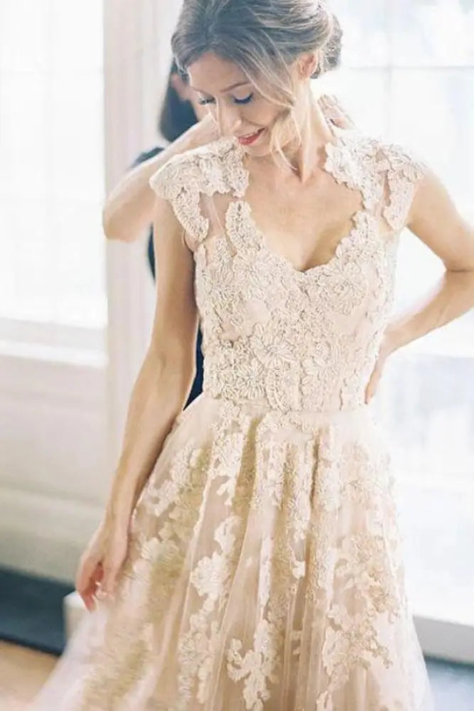 Elegant V-neck Sleeveless Cap Sleeves Lace Wedding Dress Aline