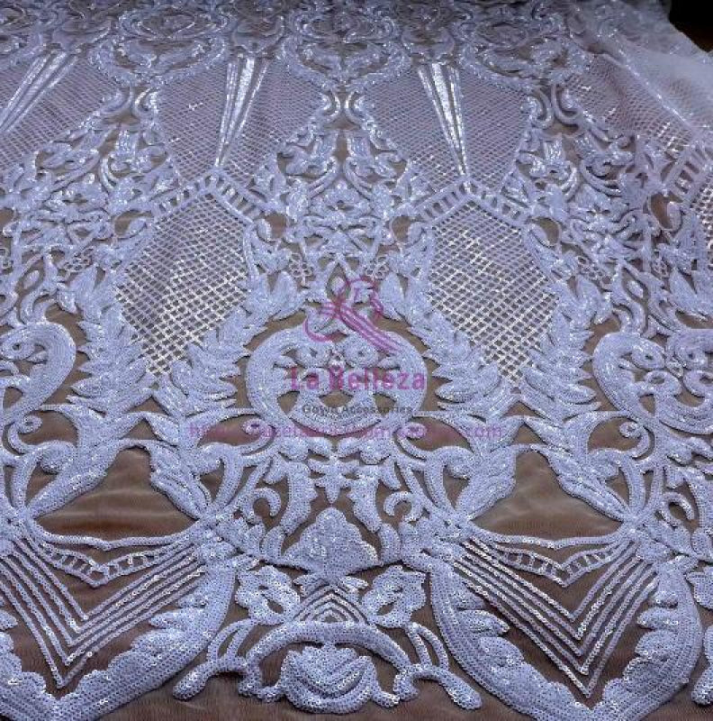 Elegant White V-Neck Mermaid Lace Wedding Dresses