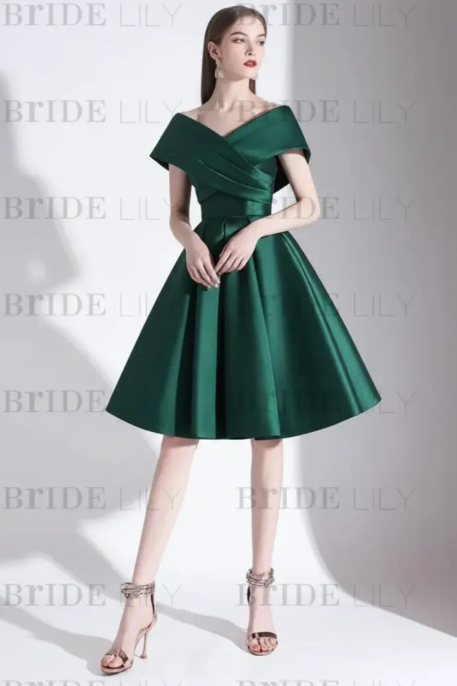 Off-the-Shoulder Knee-Length Evening Dress A-Line V-Neck Pleated Satin Cocktail Dress Little Black Dress