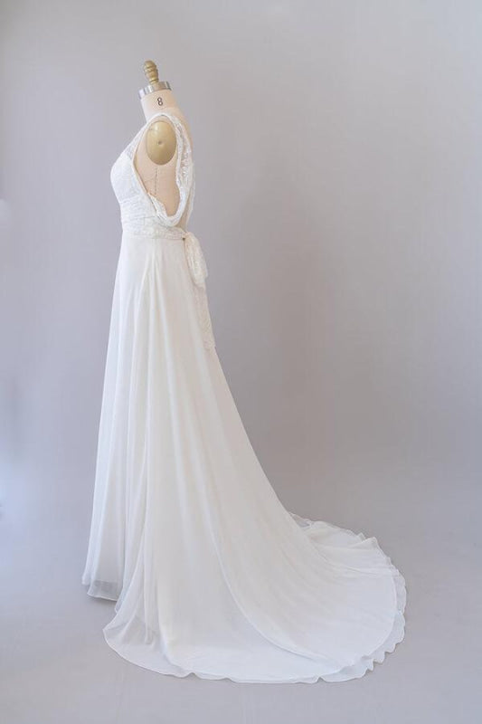 Empire V-neck Lace Chiffon A-line Wedding Dress