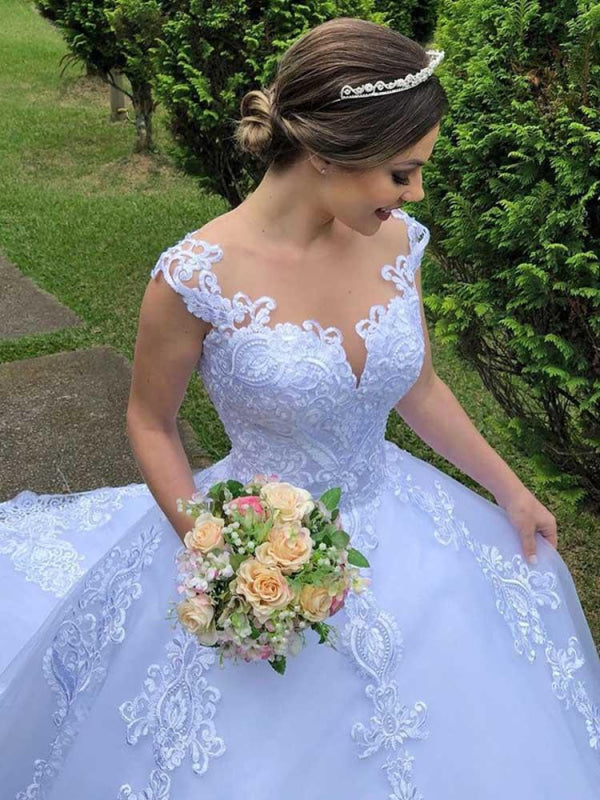 Exquisite Scoop Short Sleeve Zipper Lace Wedding Dresses