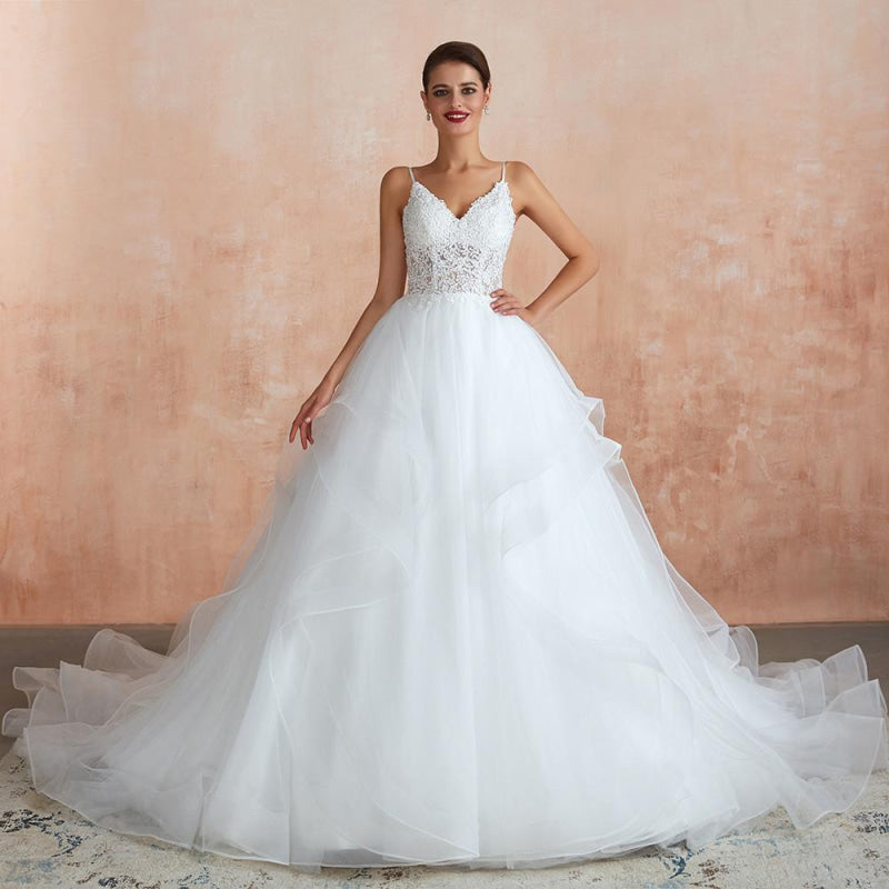 Glorious Appliques Tulle A-line Wedding Dress