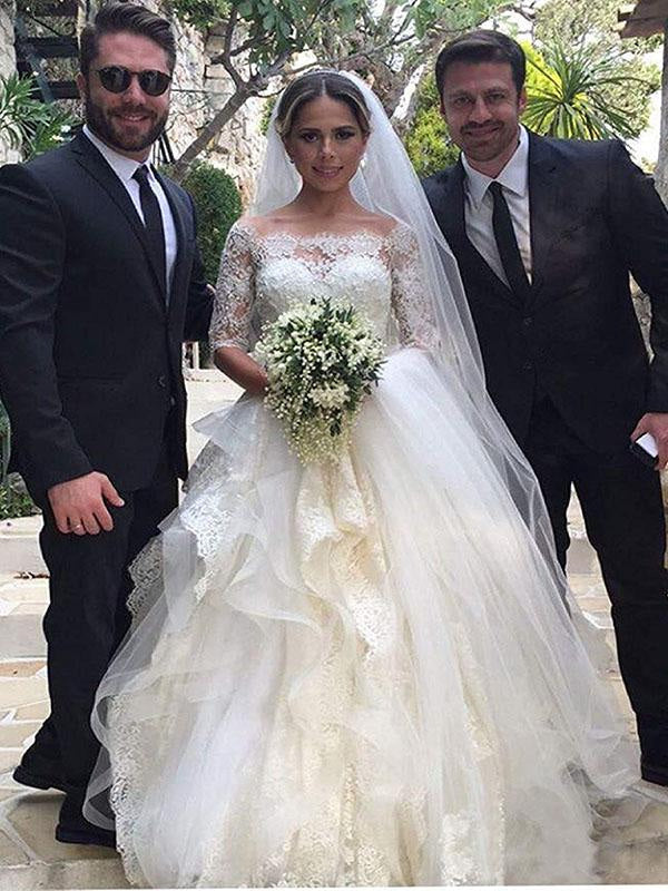 Elegant Wave Detail Half Sleeve Lace A-Line Wedding Dress